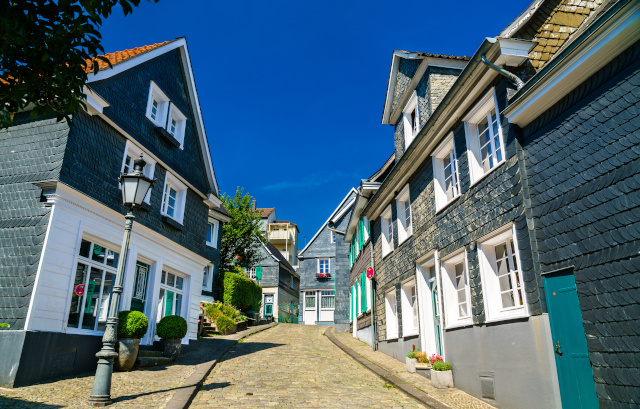 Historische Häuser in der Klingenstadt Solingen Stadtteil Grafrath